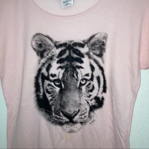Pink Victoria’s  Secret Tiger Tee Shirt S - Picture 2 of 5